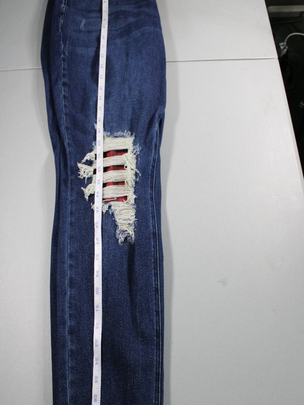 Judy Blue Women's Medium Wash Boyfriend Fit Distressed Jeans - Picture 8 of 16